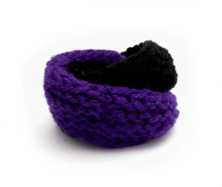 Double Mobius Bracelet in Vintage Purple & Black Wool